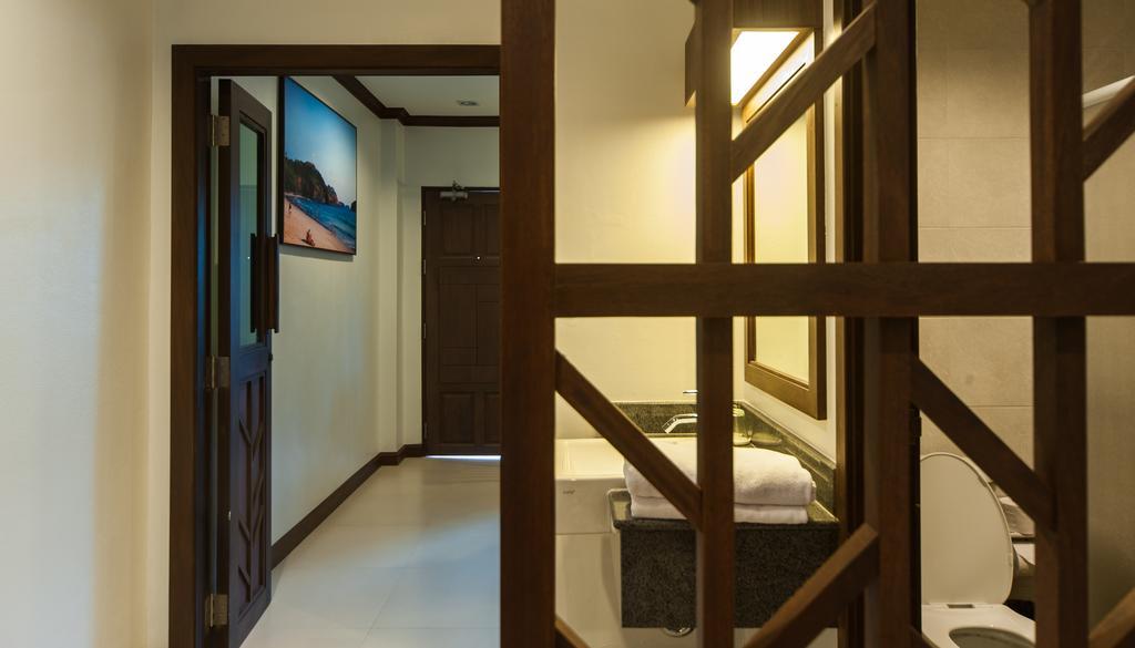 Ratana Hill Patong Aparthotel Kamer foto